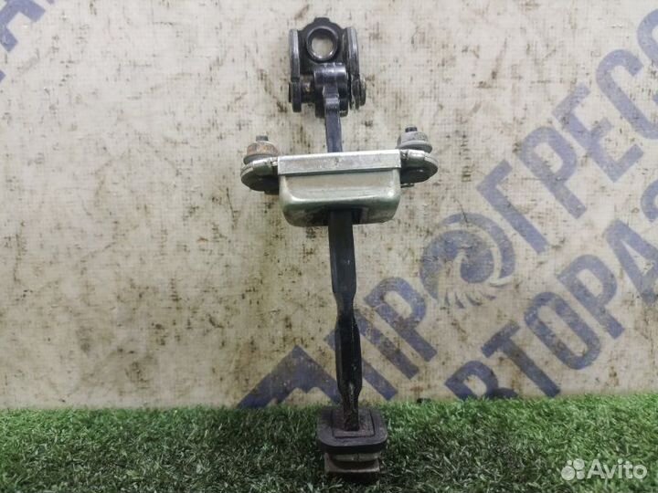 Ограничитель двери задний левый Ford Fusion