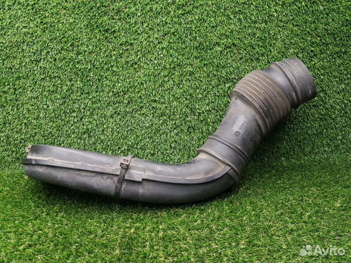 Патрубок Citroen C5 X7 2.0 DW10cted4 2011