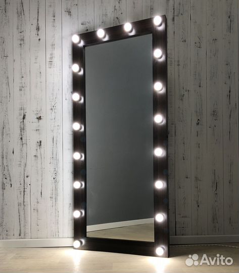 Зеркало с подсветкой