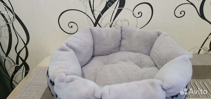 Продам лежанку для домашних животных