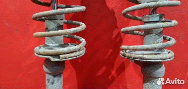Ваз 2114 амортизаторы передние стойки в отл.сост
