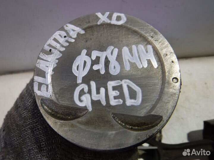 Поршень с шатуном Hyundai Elantra