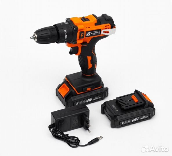 Шуруповерт новый