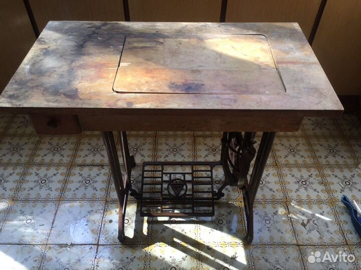 Швейная машина Tikka