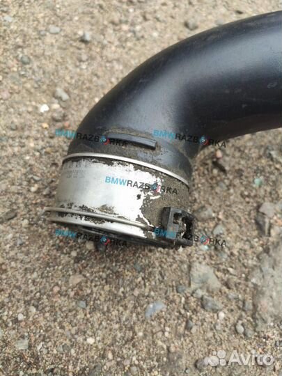 Патрубок интеркулера левый BMW 5 F07/F10/F11 2011