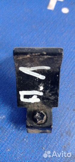 Петля двери Volkswagen Polo 5 седан cfna 2014