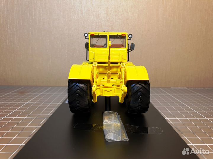 Кировец К-700А Premium ClassiXXs PCL47015