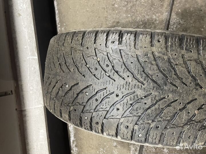 Nokian Tyres Hakkapeliitta 9 235/45 R18