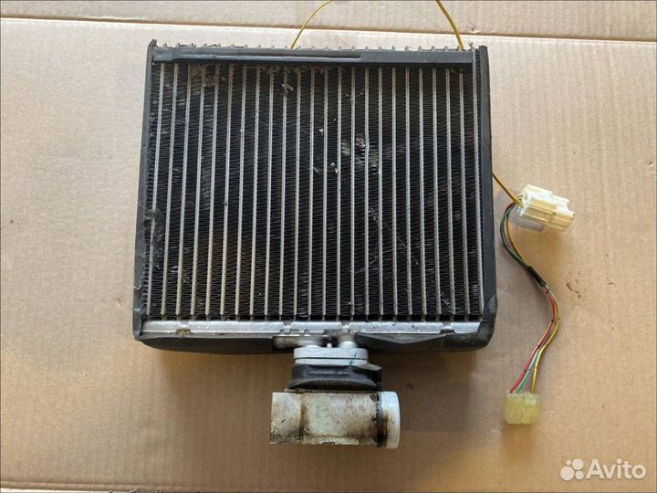 Испаритель кондиционера Mitsubishi Lancer