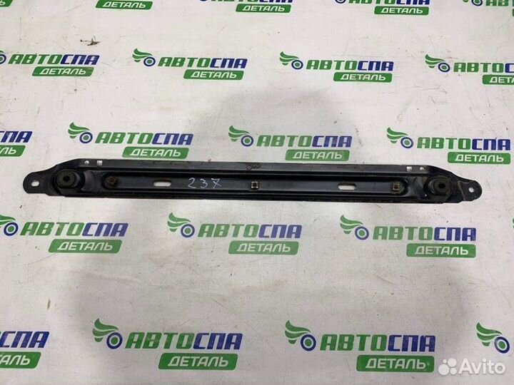 Балка под радиатор передняя Peugeot 308 (T7)