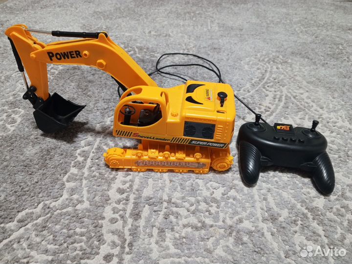 Экскаватор