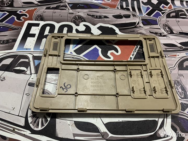 Рамка светильника на потолке BMW E63 creambeige