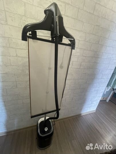 Отпариватель для одежды вертикальный