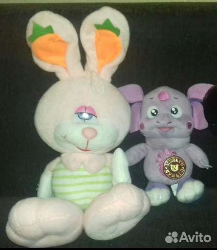 Игрушки заяц, лунтик