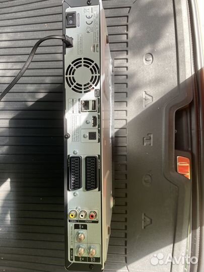 Ресивер Humax vhdr-3000s