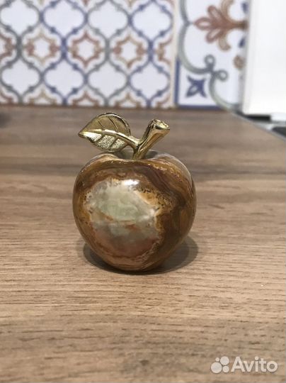 Фигурка из оникса