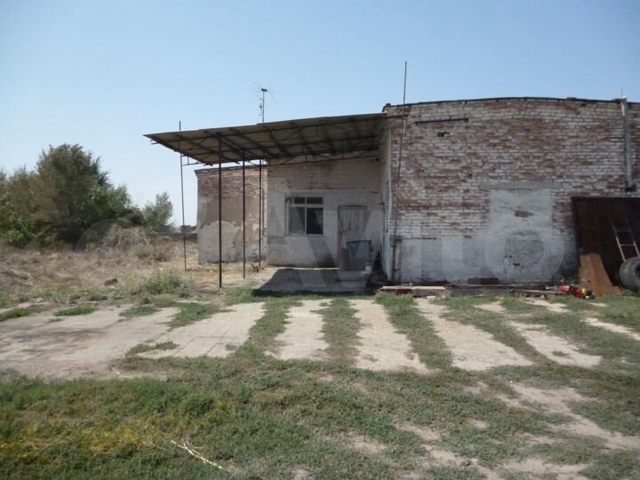 Здание, 1424.6 м²