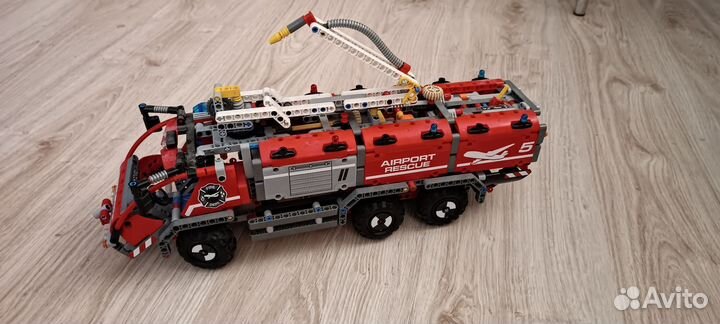 Lego Technic 42068