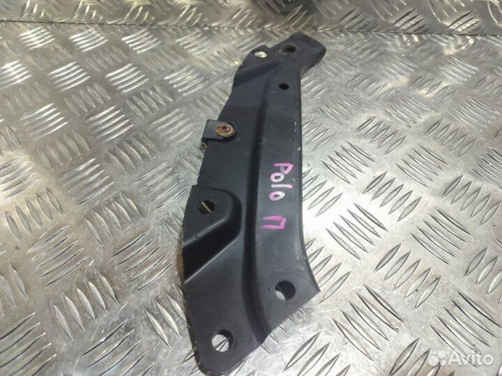 Крепление фары правое Volkswagen Polo 5 6R HB