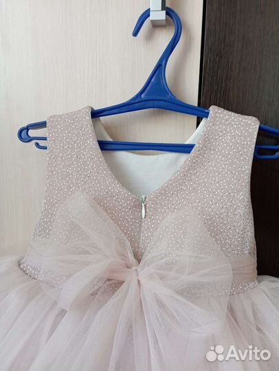 Платье для девочки новое