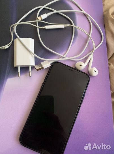 Продам iPhone x