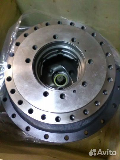 Бортовая редуктора хода Komatsu PC300