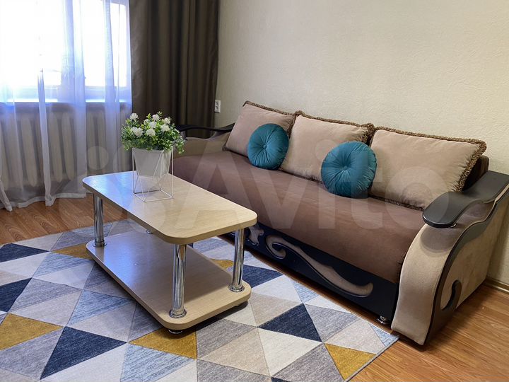 2-к. квартира, 46 м², 1/5 эт.