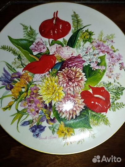 Тарелка настенная.Цветы.Урсула Банд.Hutschenreuthe