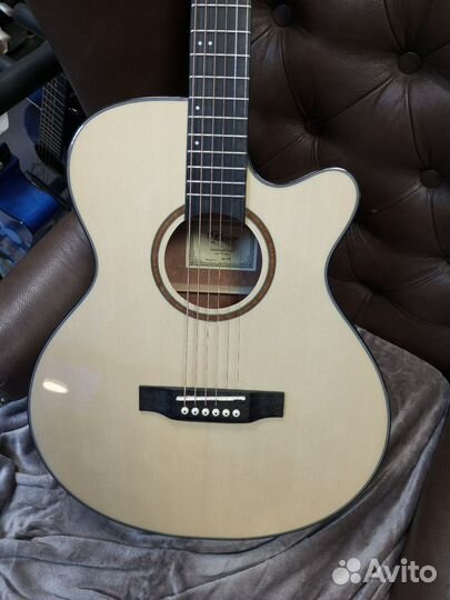 Акустическая гитара новая Klever