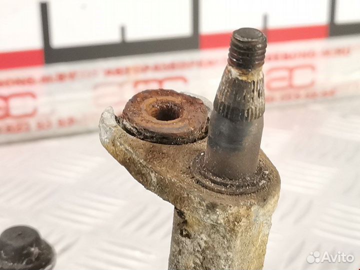 Трапеция для Volkswagen Golf 4