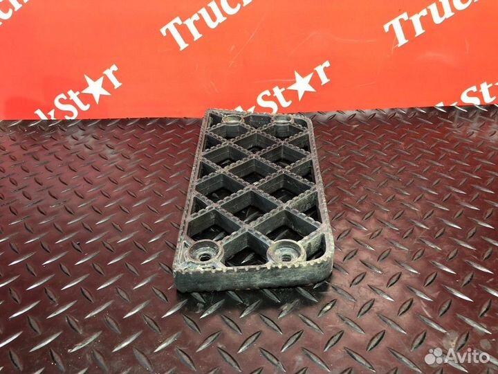 Площадка подножки камаз 5490