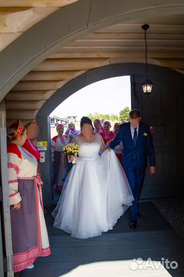 Платье свадебное