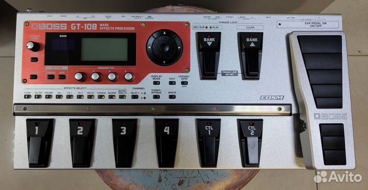 Процессор эффектов для бас-гитары Boss GT-10B