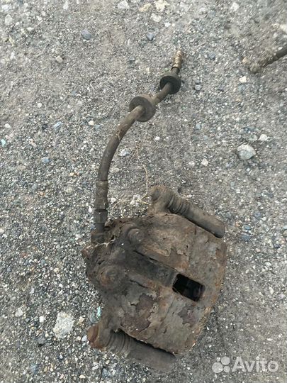 Суппорта передние volvo 740