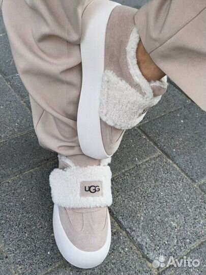 Кроссовки Ugg натуральные