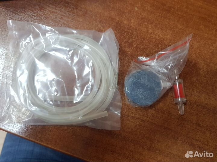 Бесшумный мини-компрессор для аквариума