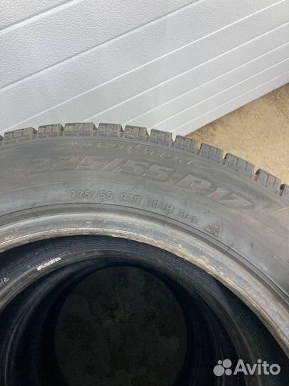 Pirelli Ice Zero FR 225/55 R17