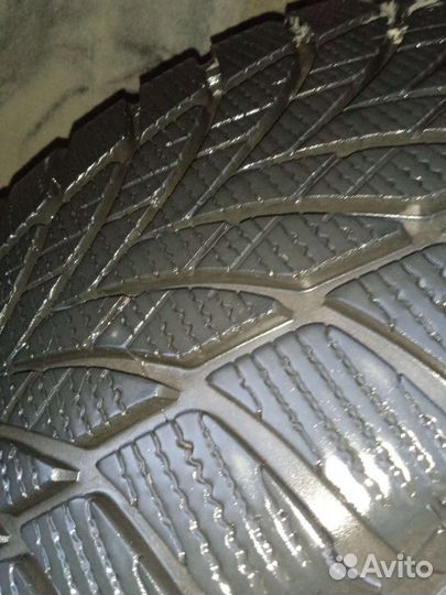 Goodyear UltraGrip Ice 2 235/55 R18 104T