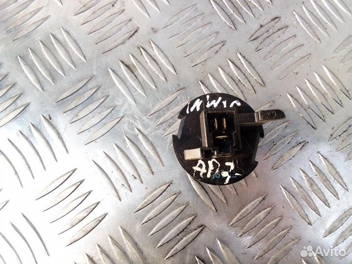 Резистор отопителя (Ежик) suzuki Jimny JB23W 1998