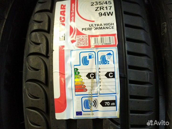 Tigar UHP Ultra High Performance 235/45 R17