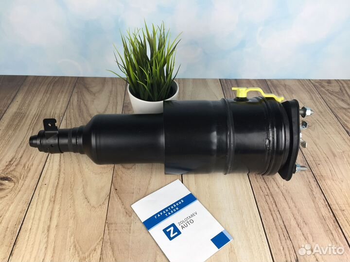 Стойка передняя правая lexus LS600H, полный привод