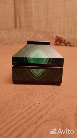 Малахитовая шкатулка