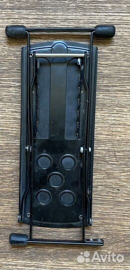 Подставка под ногу гитариста