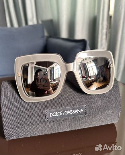 Солнцезащитные очки dolce gabbana