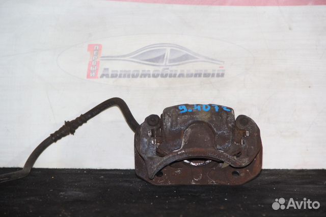 Суппорт зад право c Toyota Cresta GX100 1G-FE