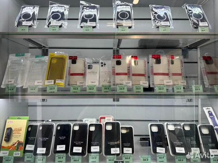 Чехлы на телефоны