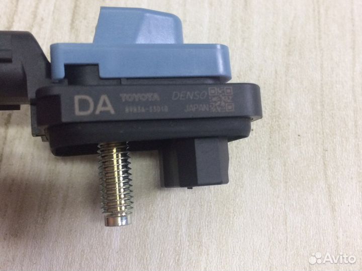 Рав 4 -5 Датчик удара передний Оригинал 2019-2020