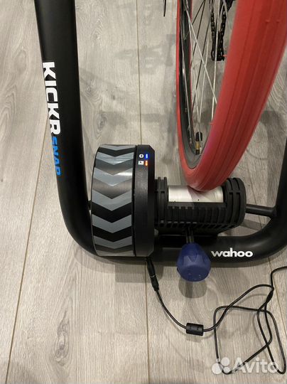 Велостанок Wahoo kikcr snap, тренажер