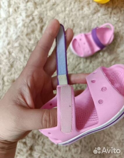Сандали crocs c4