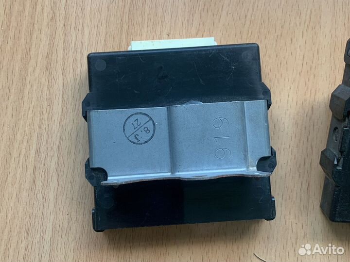 89630-42020 блок управления раздаткой Тойота Рав 4